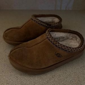Ugg slippers
